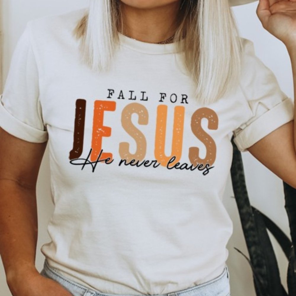 NWT Fall for Jesus tee
